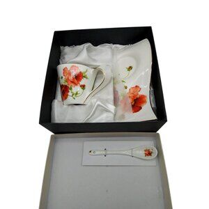 Hampstead Poppy Flower Cup with Wavy Saucer and Spoon